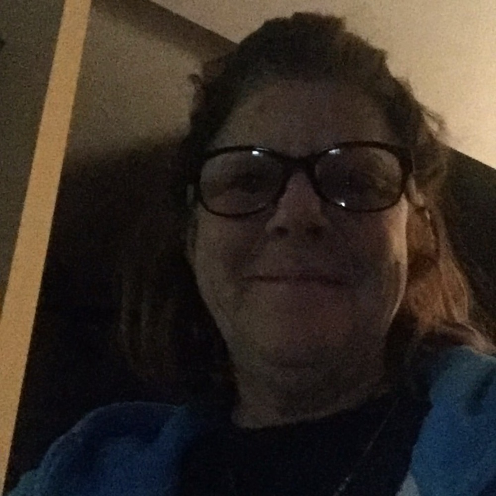 Meet your Posher, Sharon